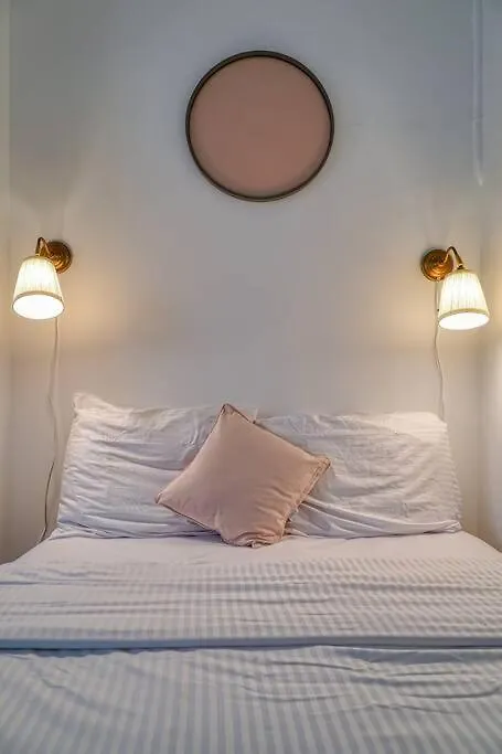 Charming Appartment Paris Montmartre Lägenhet