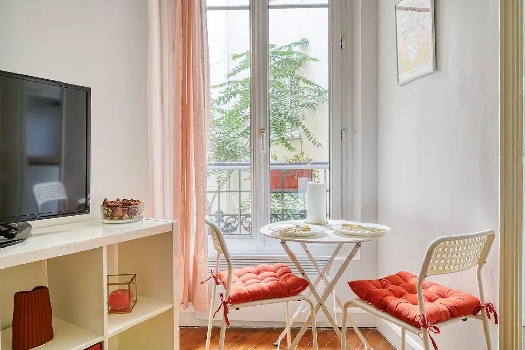 Lägenhet Charming Appartment Paris Montmartre